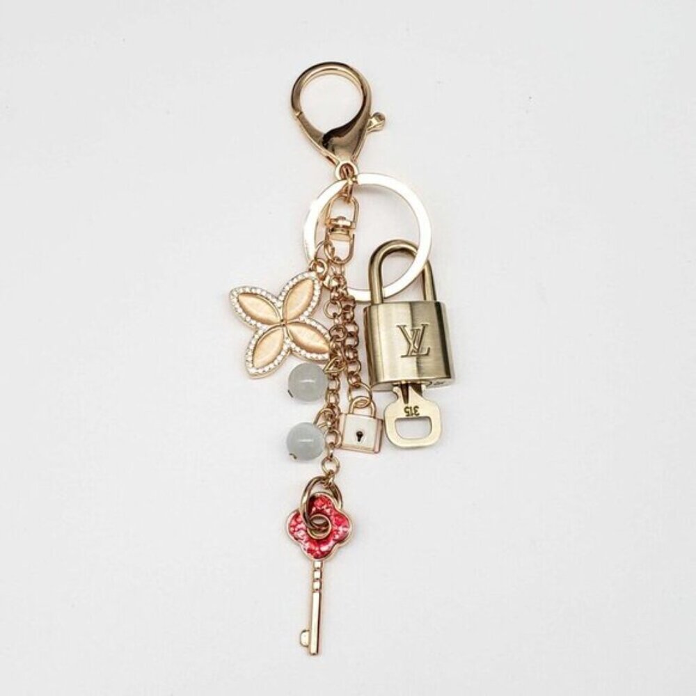 Authentic Louis Vuitton Gold Padlock & Key 🔒 LV Bag Charm w/ Unbranded Keychain - Picture 5 of 10